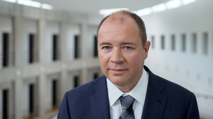 ralph dommermuth gehalt